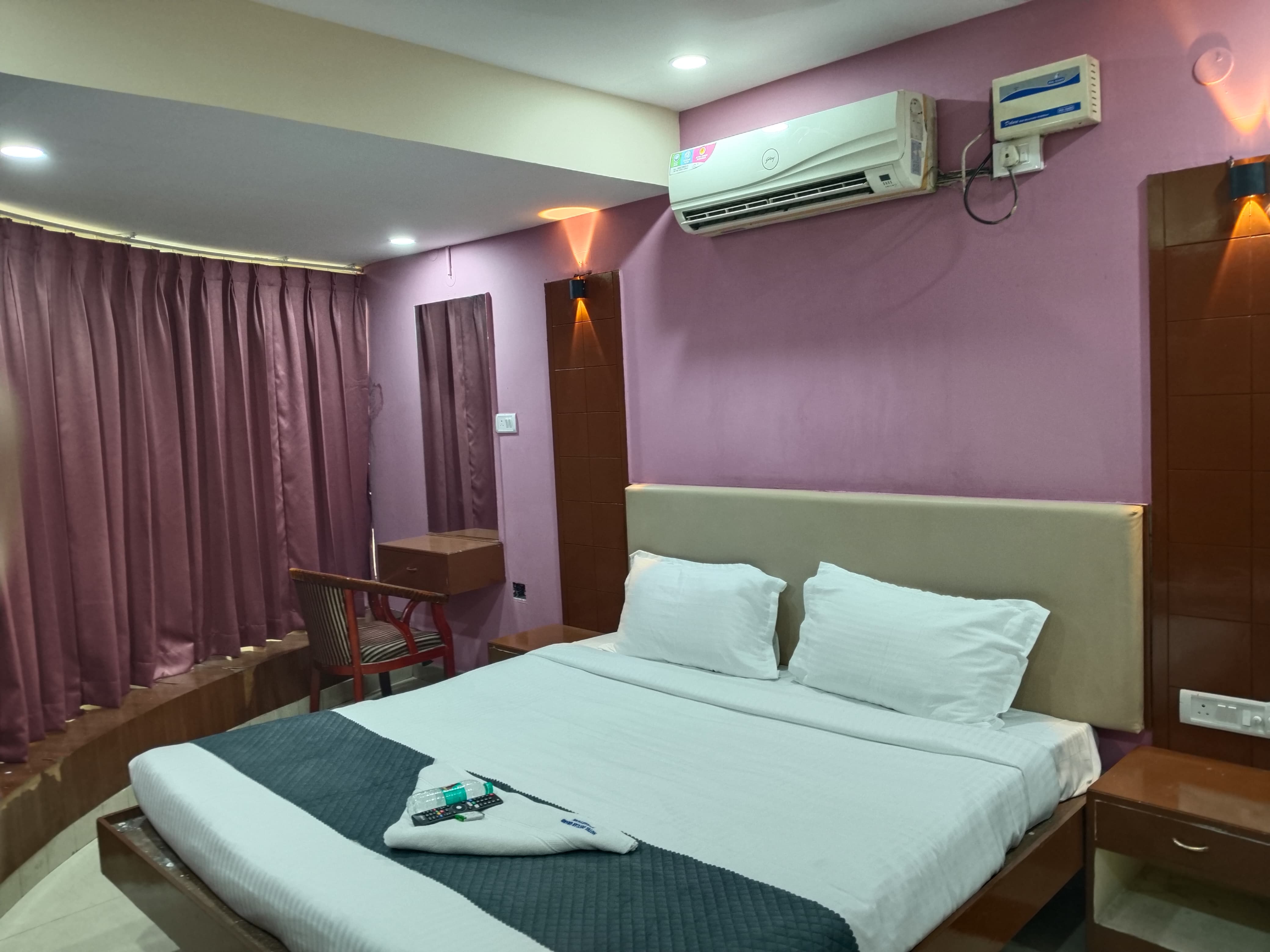 Deccan Grand Suite