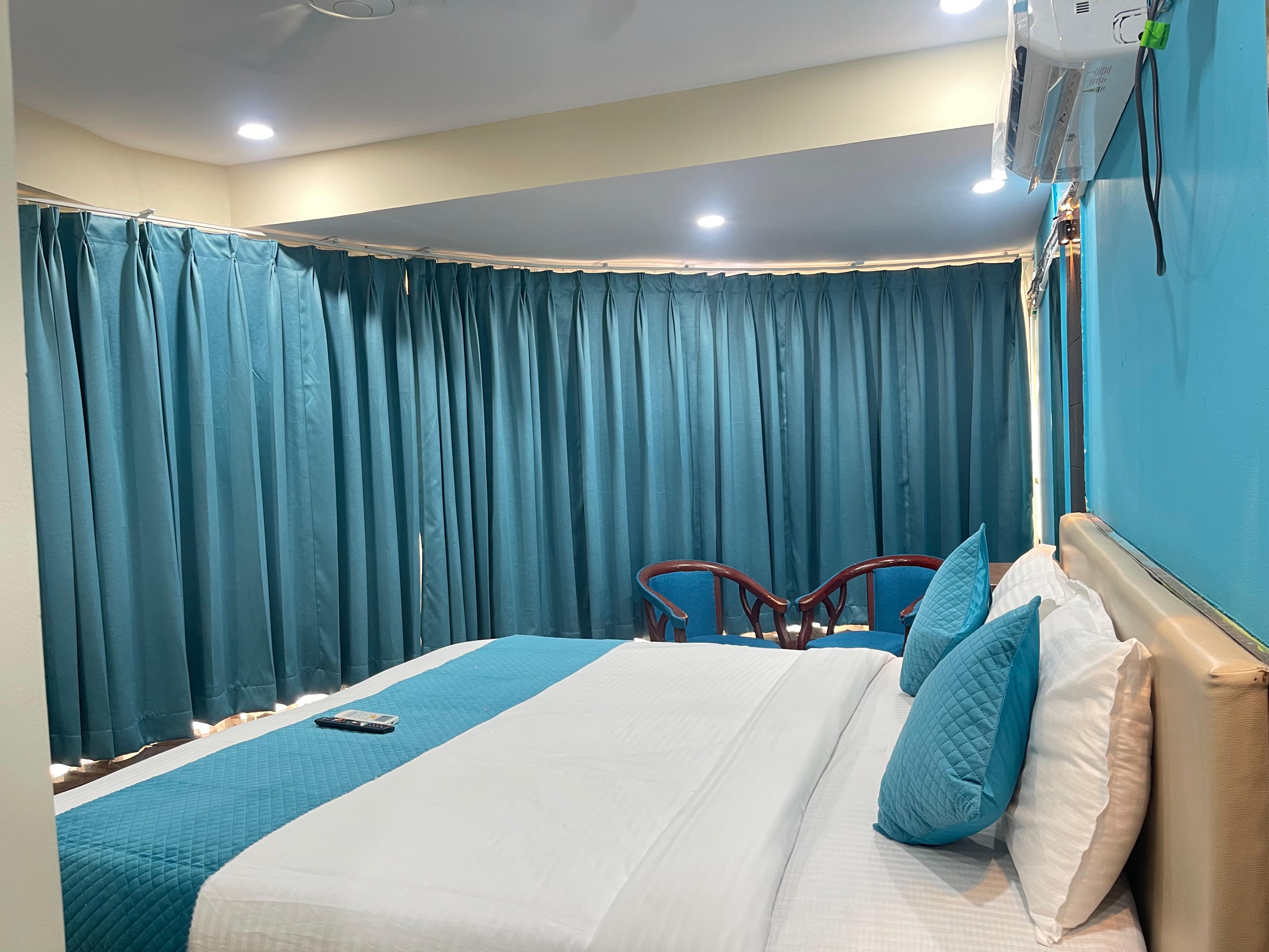 Charminar Suite